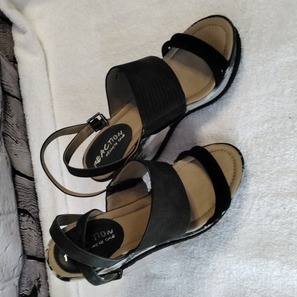 Reaction Kenneth Cole - image 1